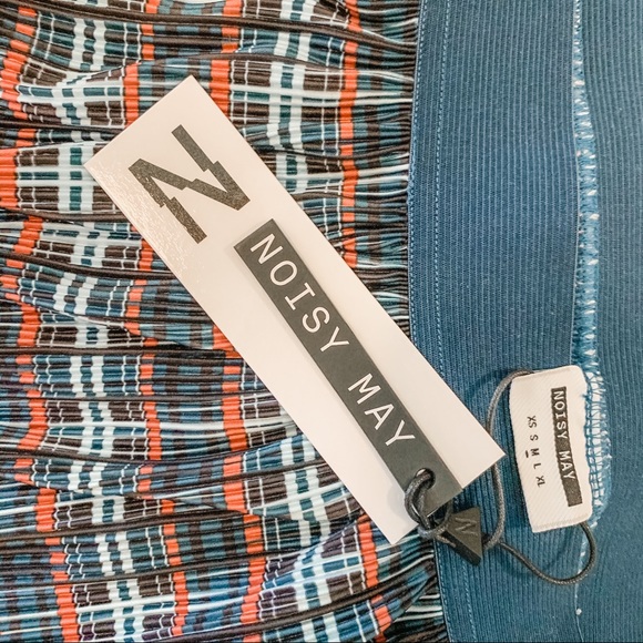 NBW NOISY MAY Fun Plaid Pleated Skirt - Picture 8 of 11